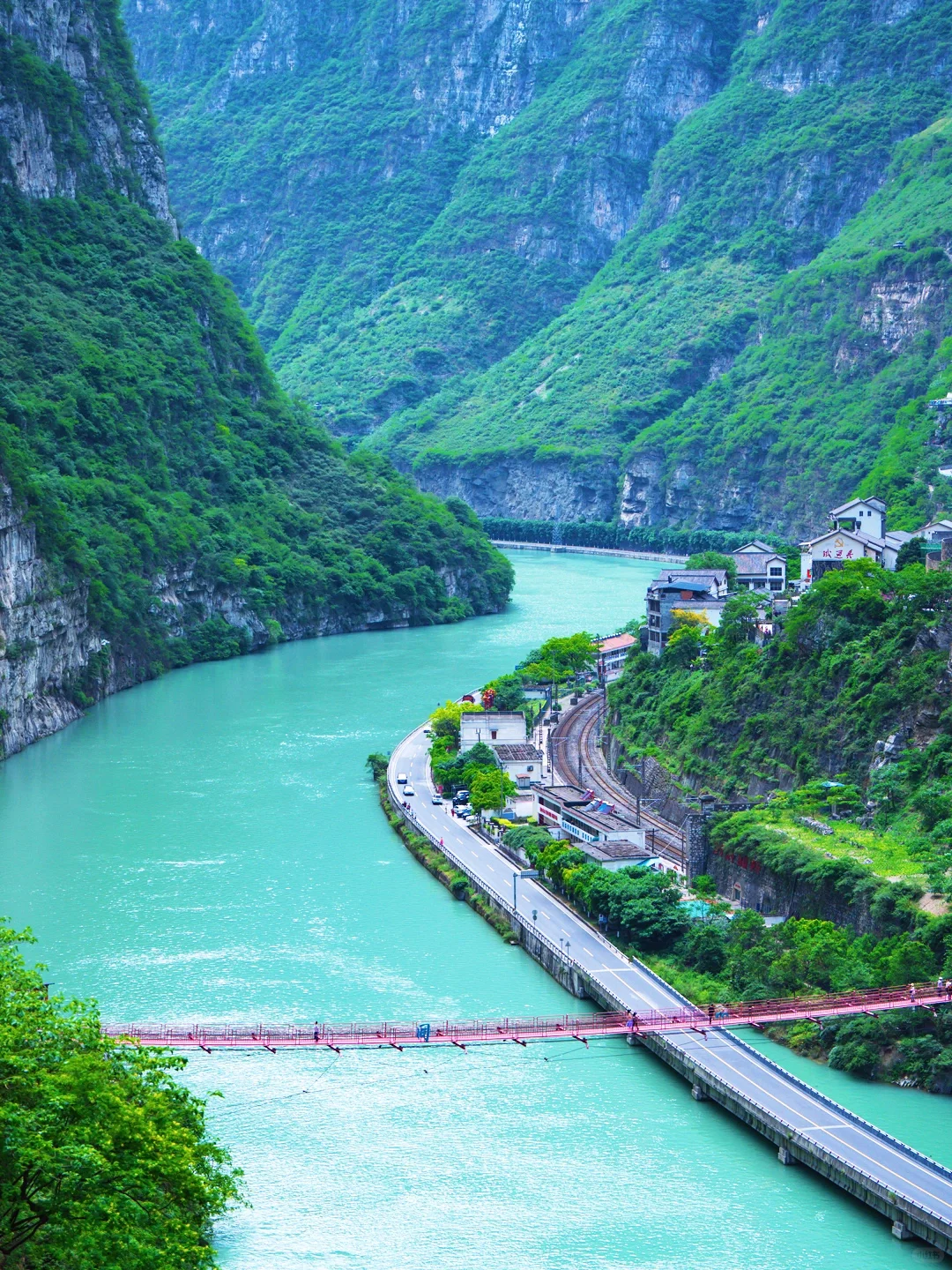 被《国家地理》评为十大最美峡谷！有多绝