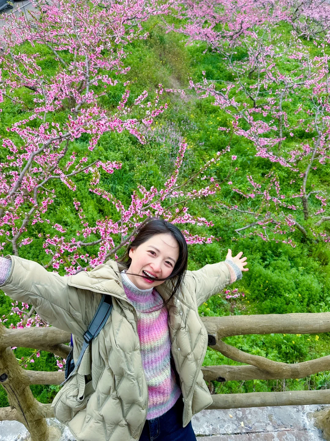 成都1h｜绝美山脊徒步路！赏花🌸看火车🚞坐船