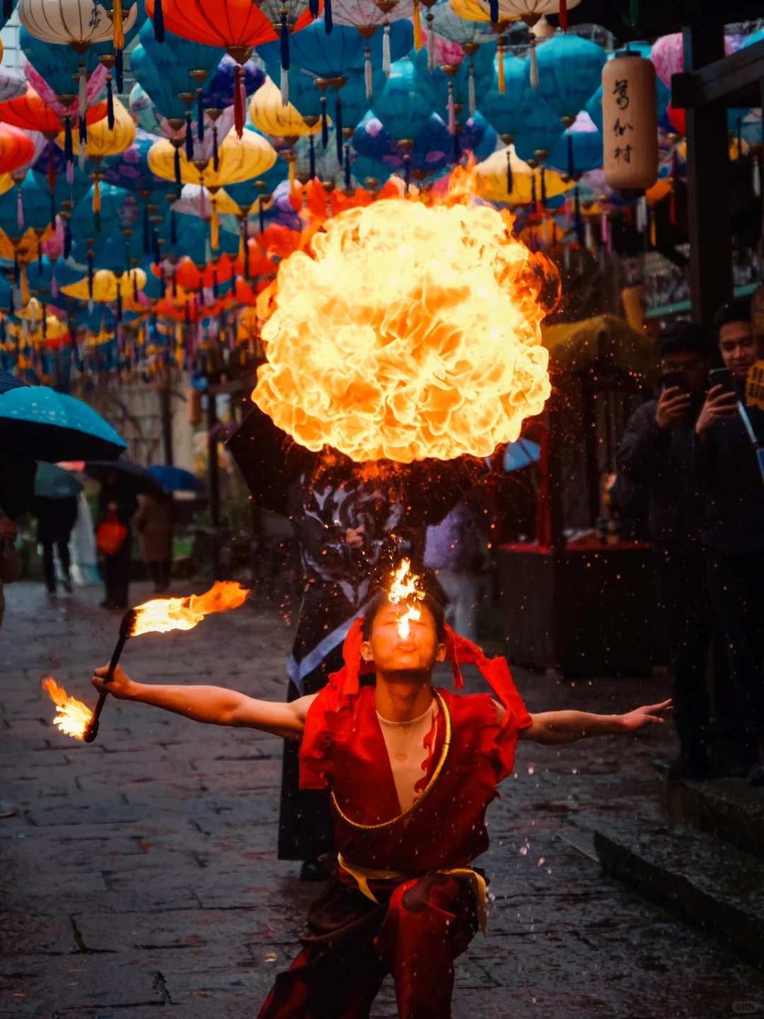 《国家地理》推荐的烟雨小镇，美的死心塌地的