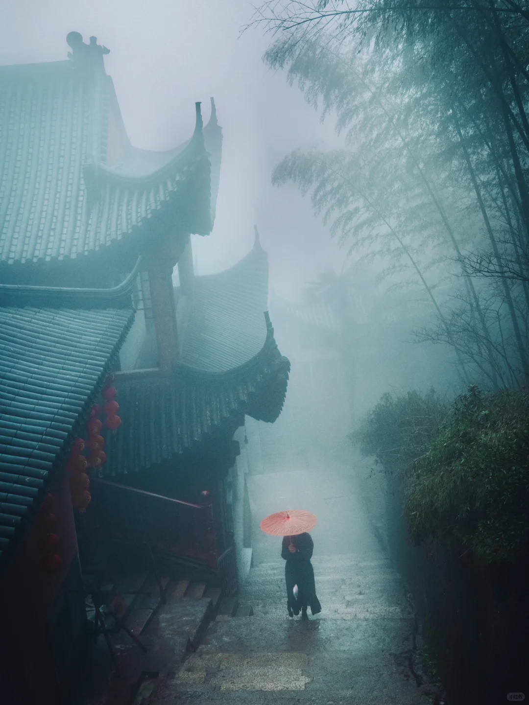 《国家地理》推荐的烟雨小镇，美的死心塌地的