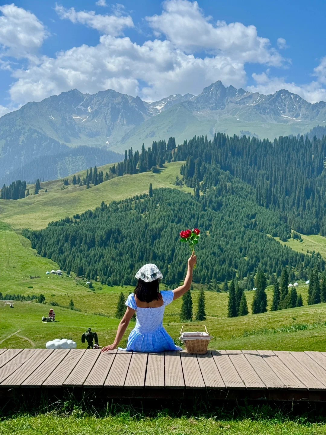 在新疆拍到了我的人生live图～🌳