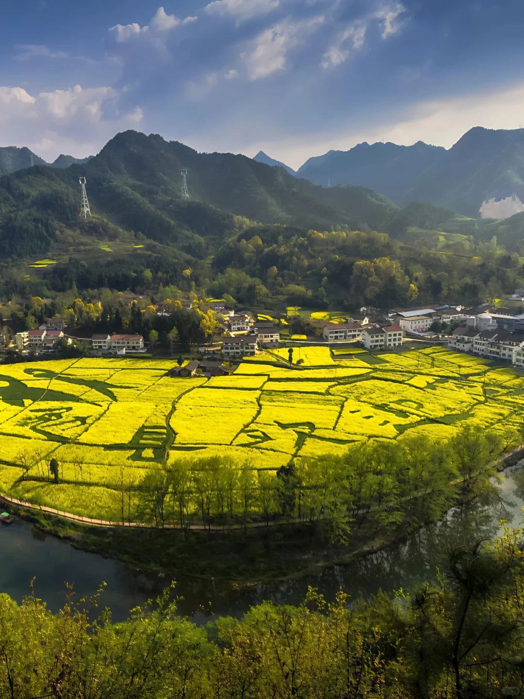 DeepSeek没骗我!我找到了最江南的西北小城