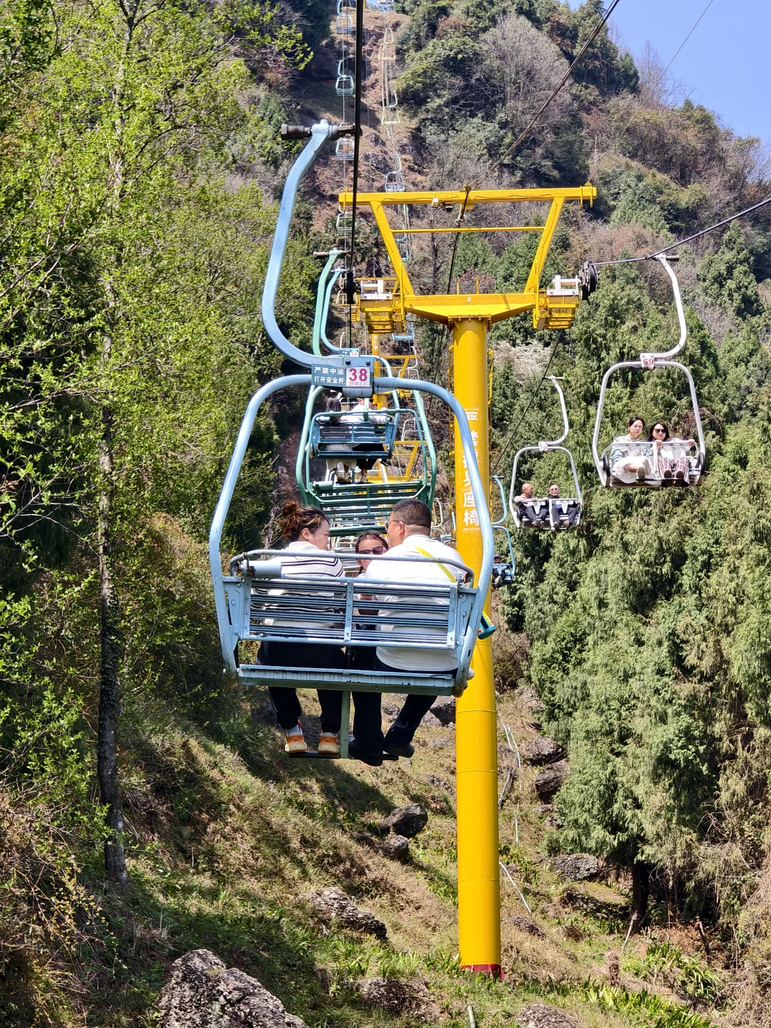 绵阳周边最容易等顶的一座大山