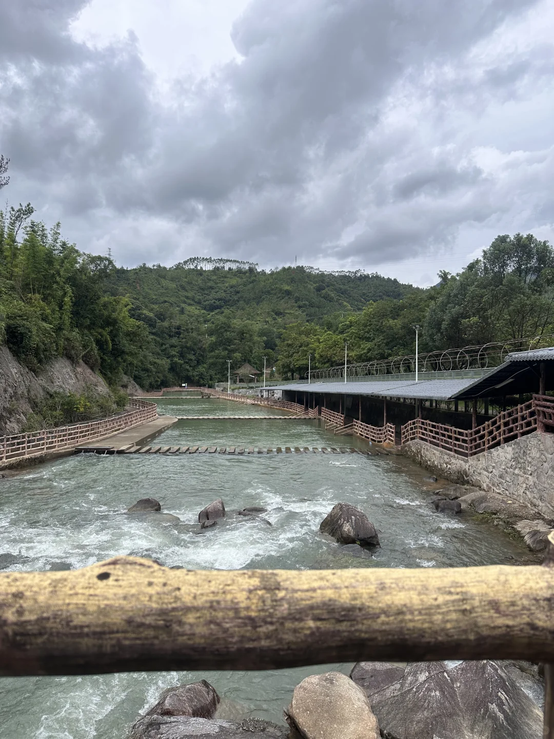 粤东第一瀑布｜龙归寨
