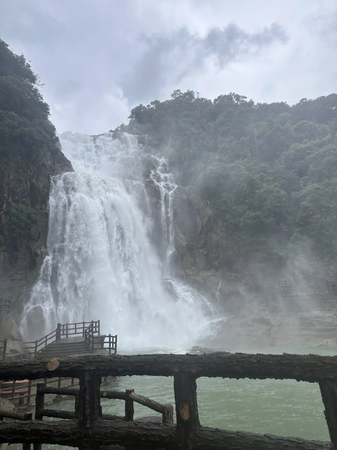 粤东第一瀑布｜龙归寨