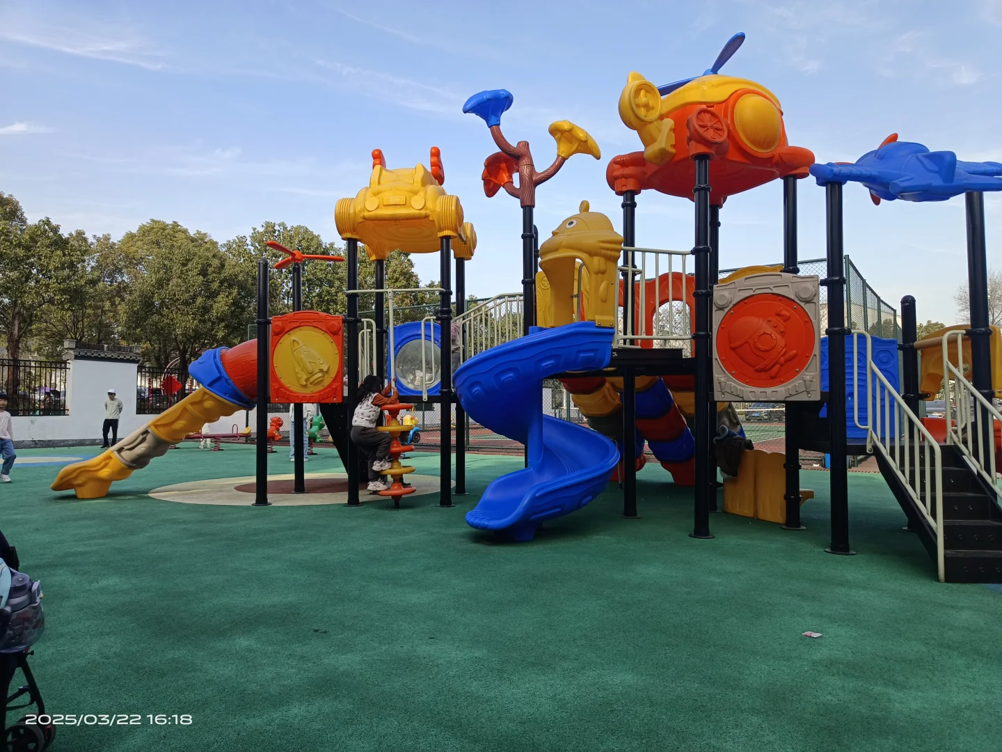 一家三口游玩齐云山详细攻略