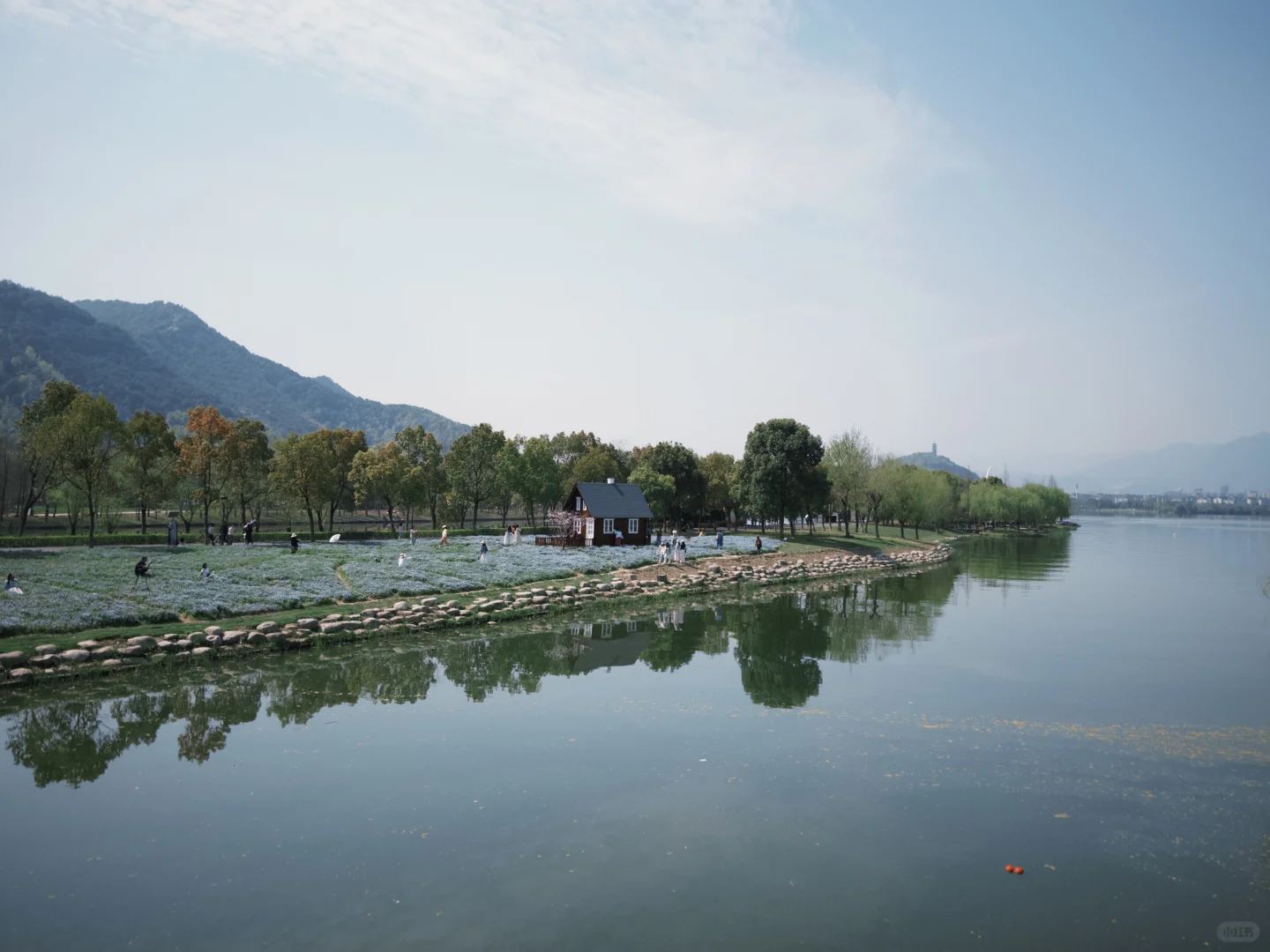临海灵湖网红小木屋🏡