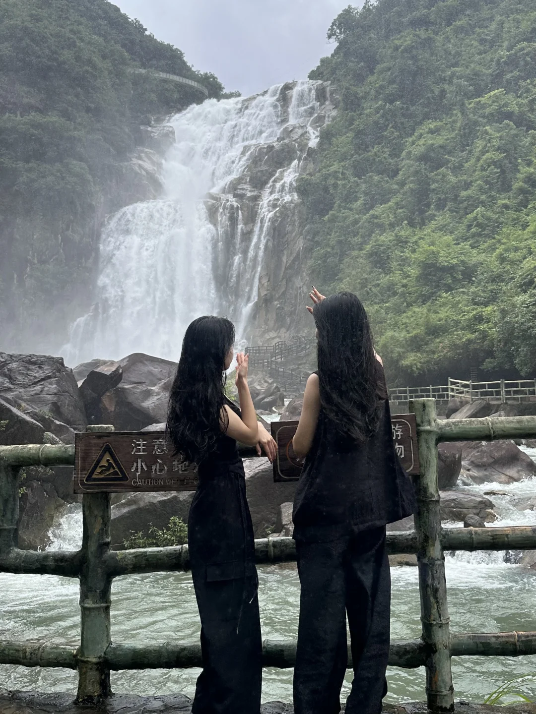 粤东第一瀑布｜龙归寨