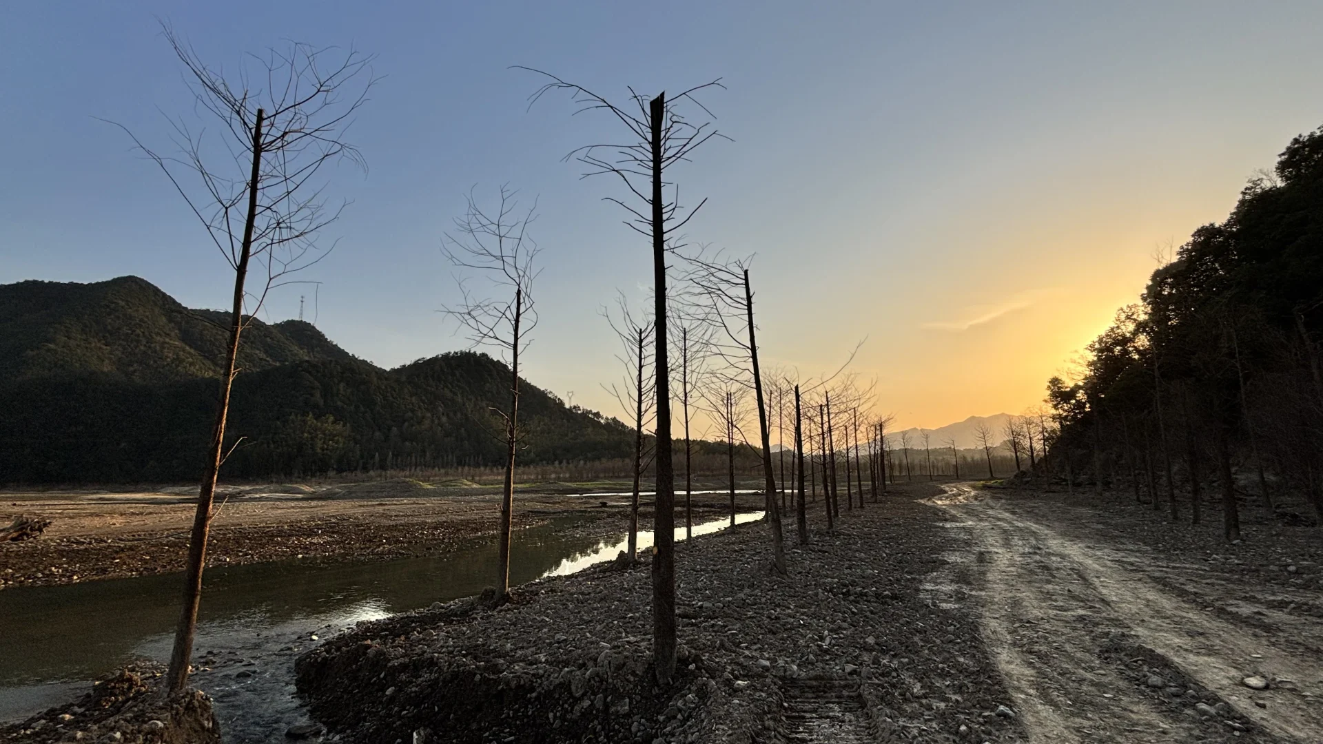 皖南川藏318免费露营地