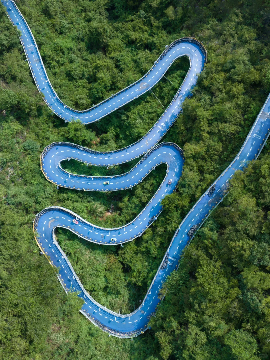 杭州隐藏在喀斯特地貌山谷中的地下河乐园🛶