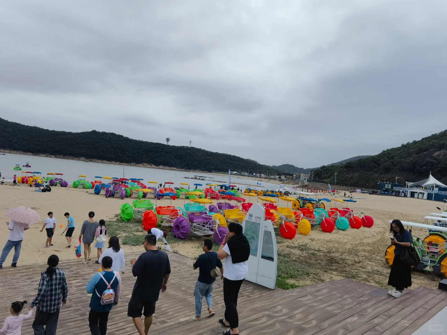 假期海边旅行，松兰山景区。