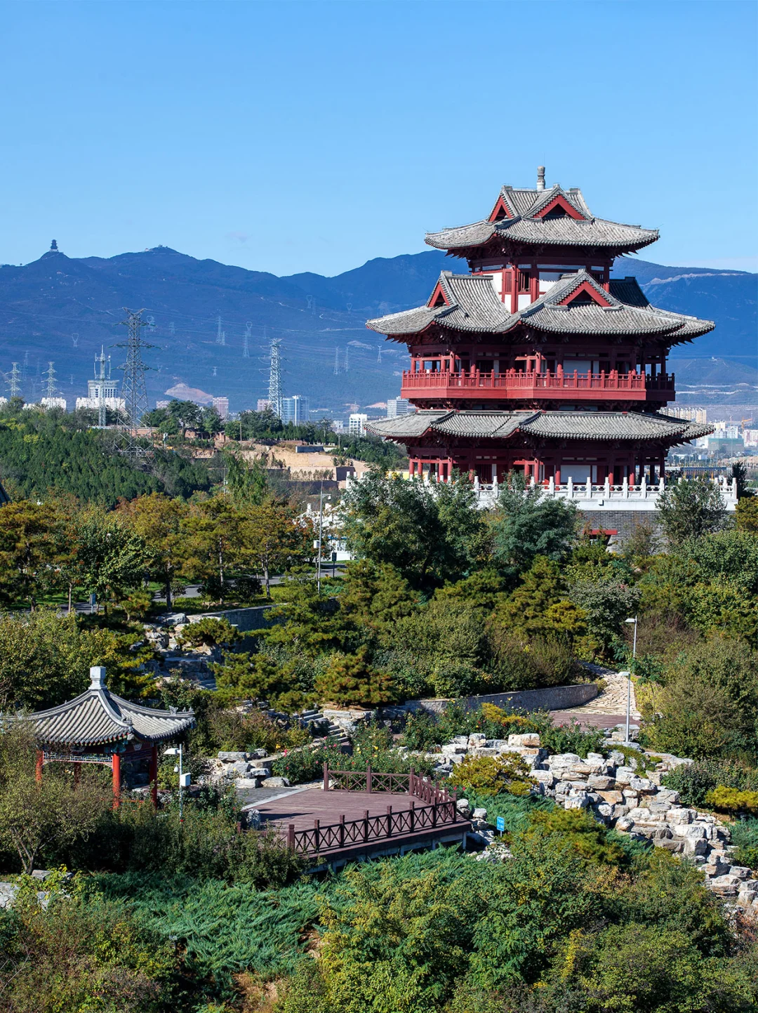 正月登文昌，万