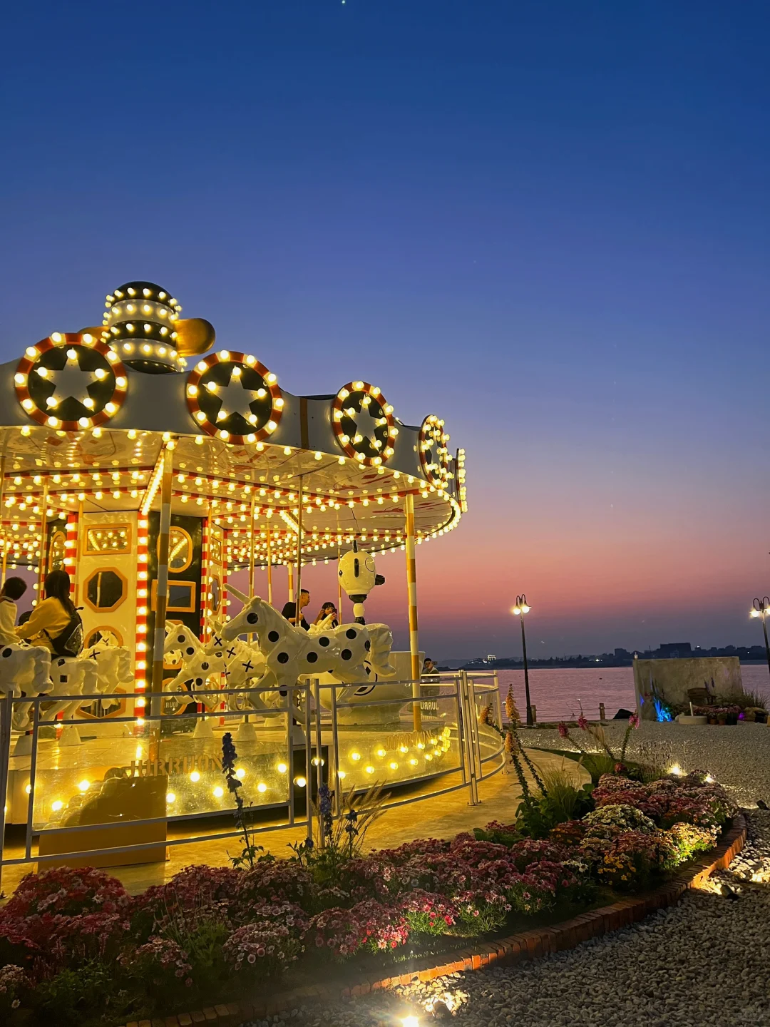 泉州崇武橘若古渡码头,闯入海边的童话世界