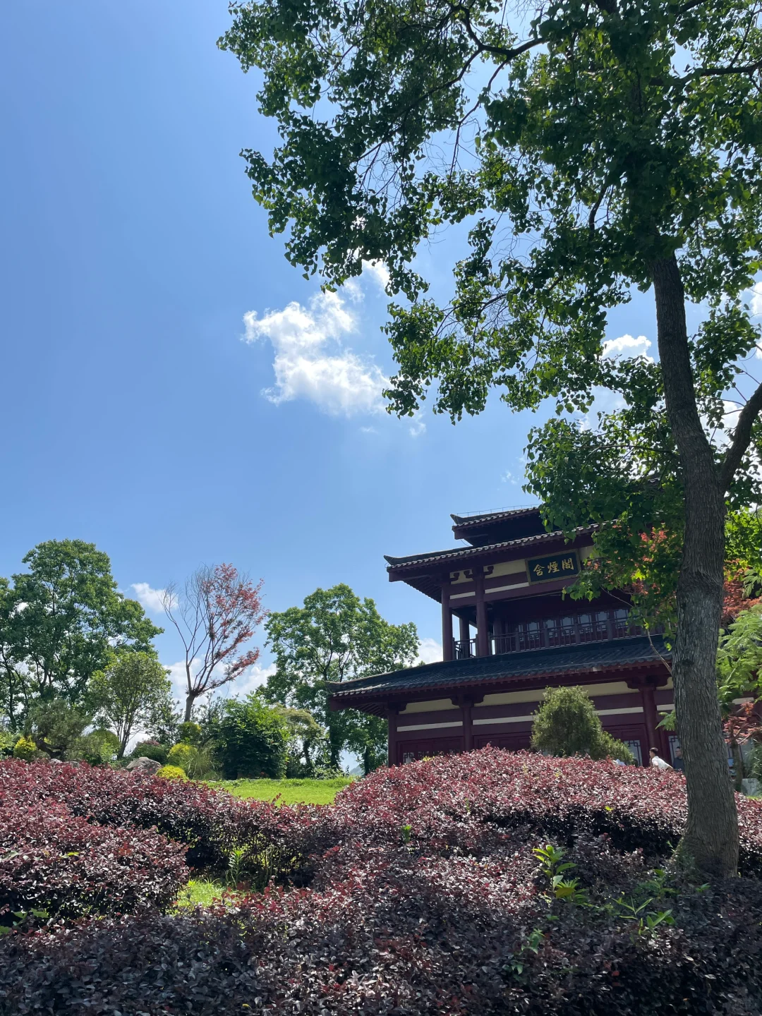 免费景区推荐：六安市霍山县屋脊山寒烟阁