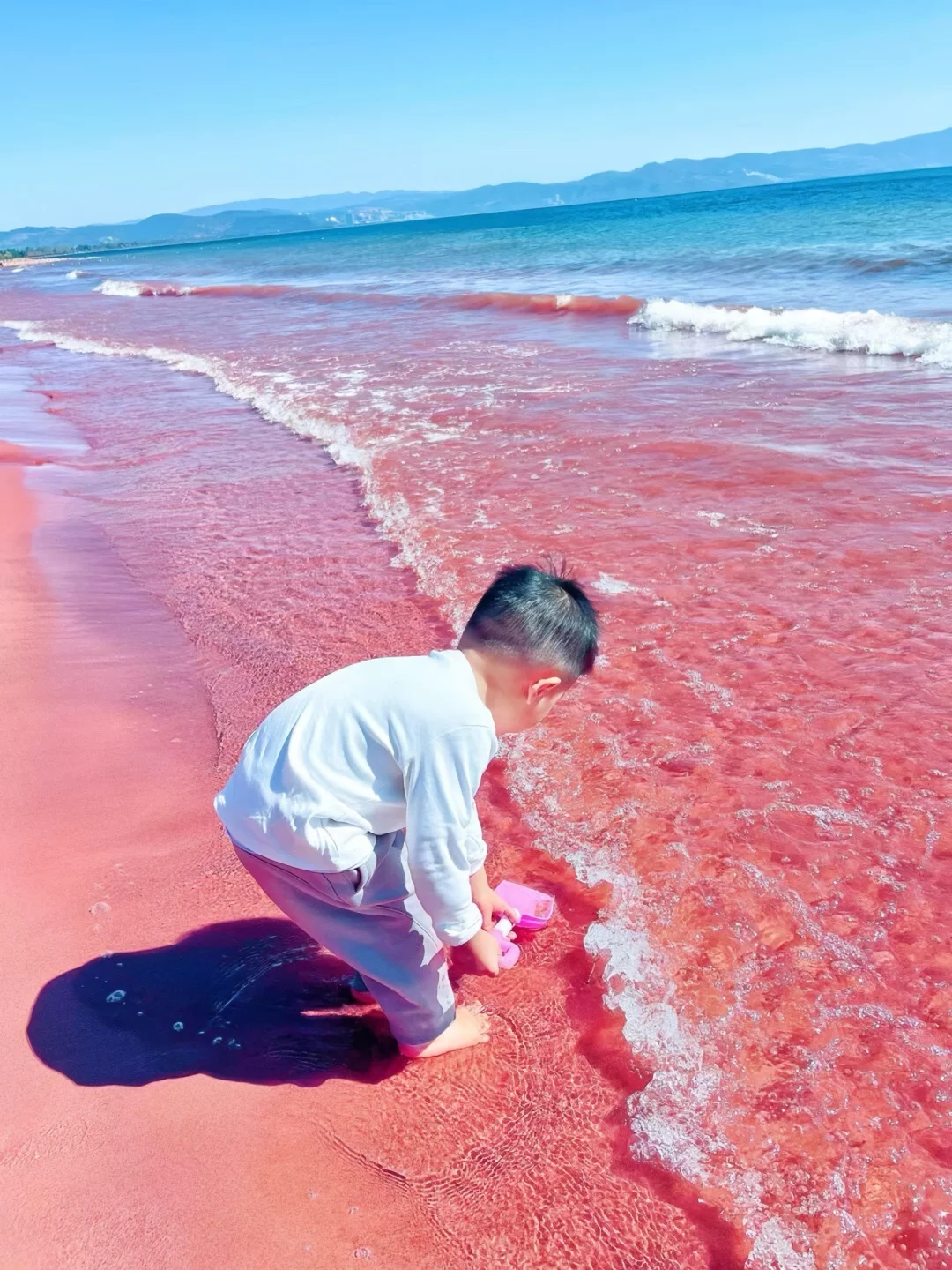 五一反向旅游!我找到了国内唯一的粉红沙滩