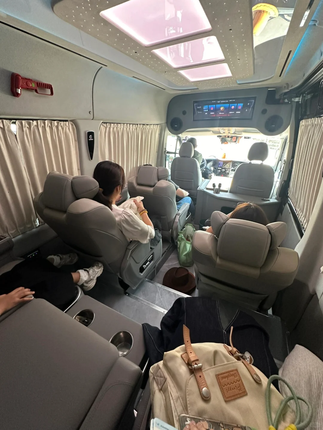 西藏报了个纯玩小团，真的强烈推荐（不是广