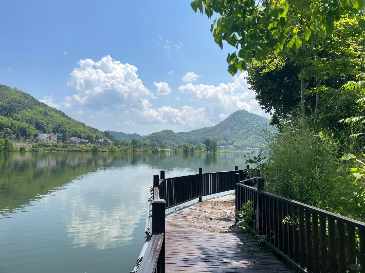 免费景区推荐：六安市霍山县屋脊山寒烟阁