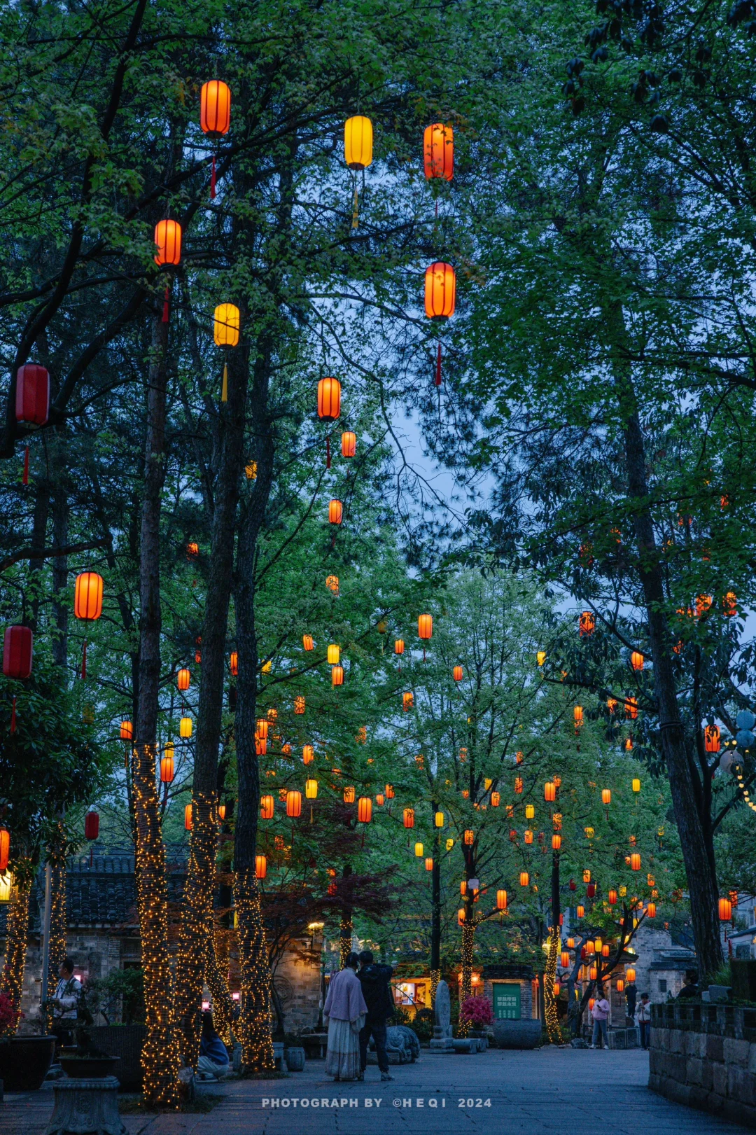 比起杭州，我更爱这个还在用铜钱的皖南小镇