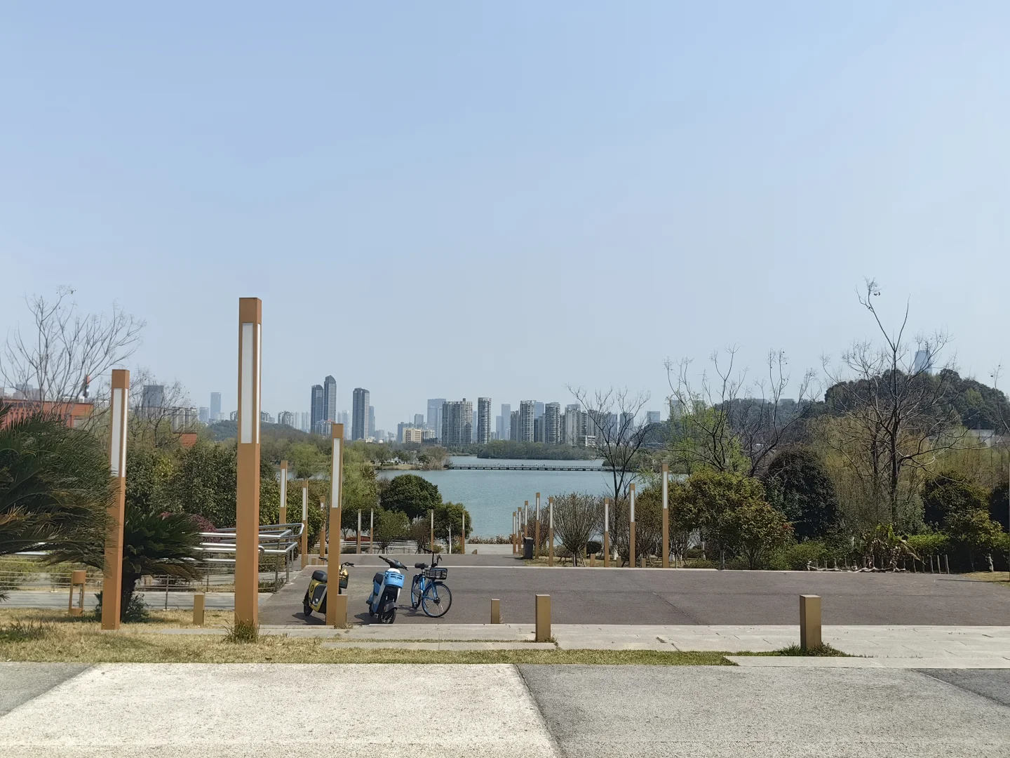 咸嘉湖景区露营桌椅出租了