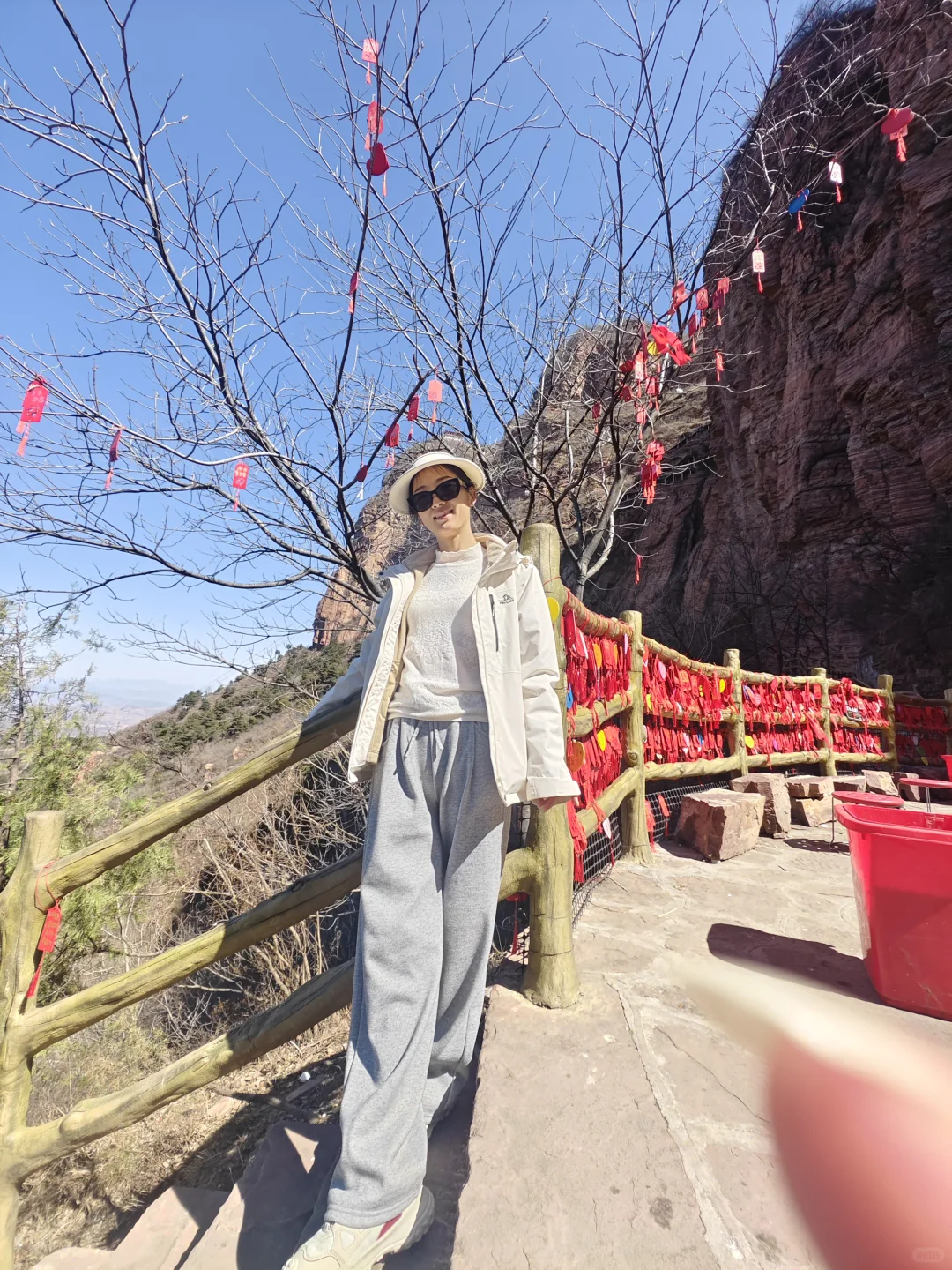 开始不务正业了