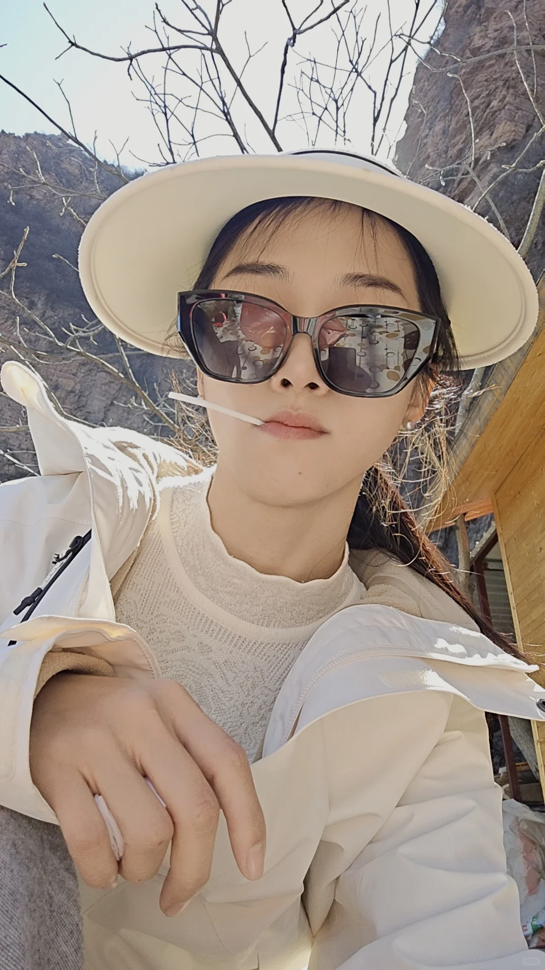 开始不务正业了