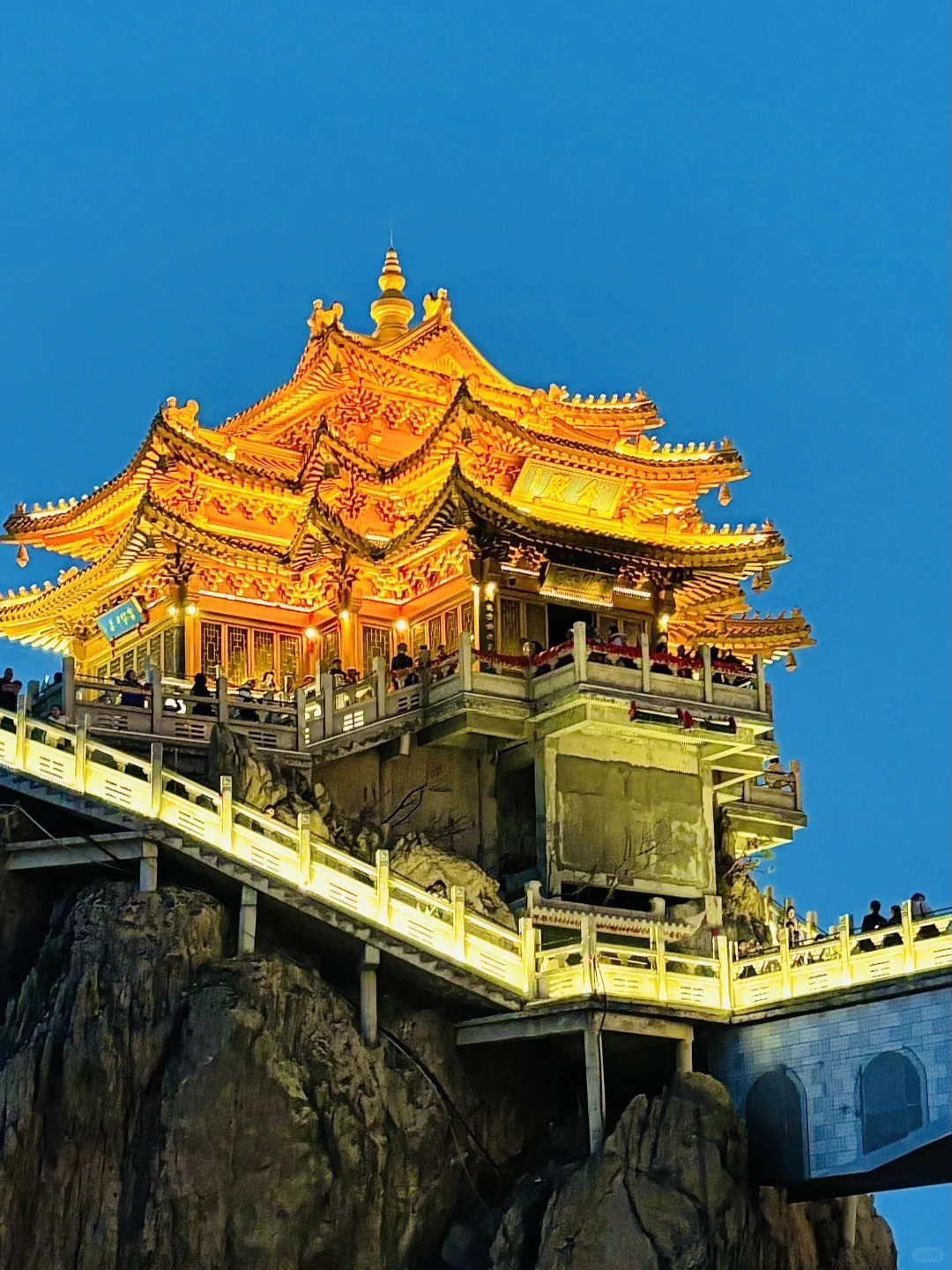 3.23号老君山实况,爬完实在太无语…