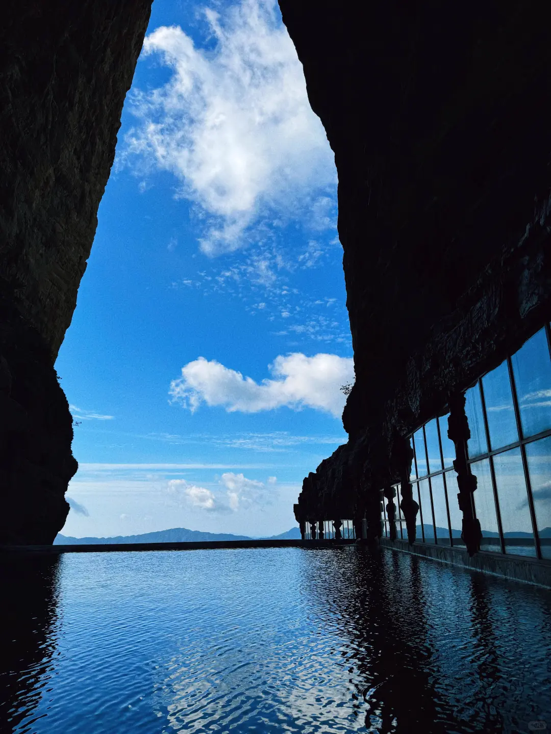 我很少用壮观来形容一个地方