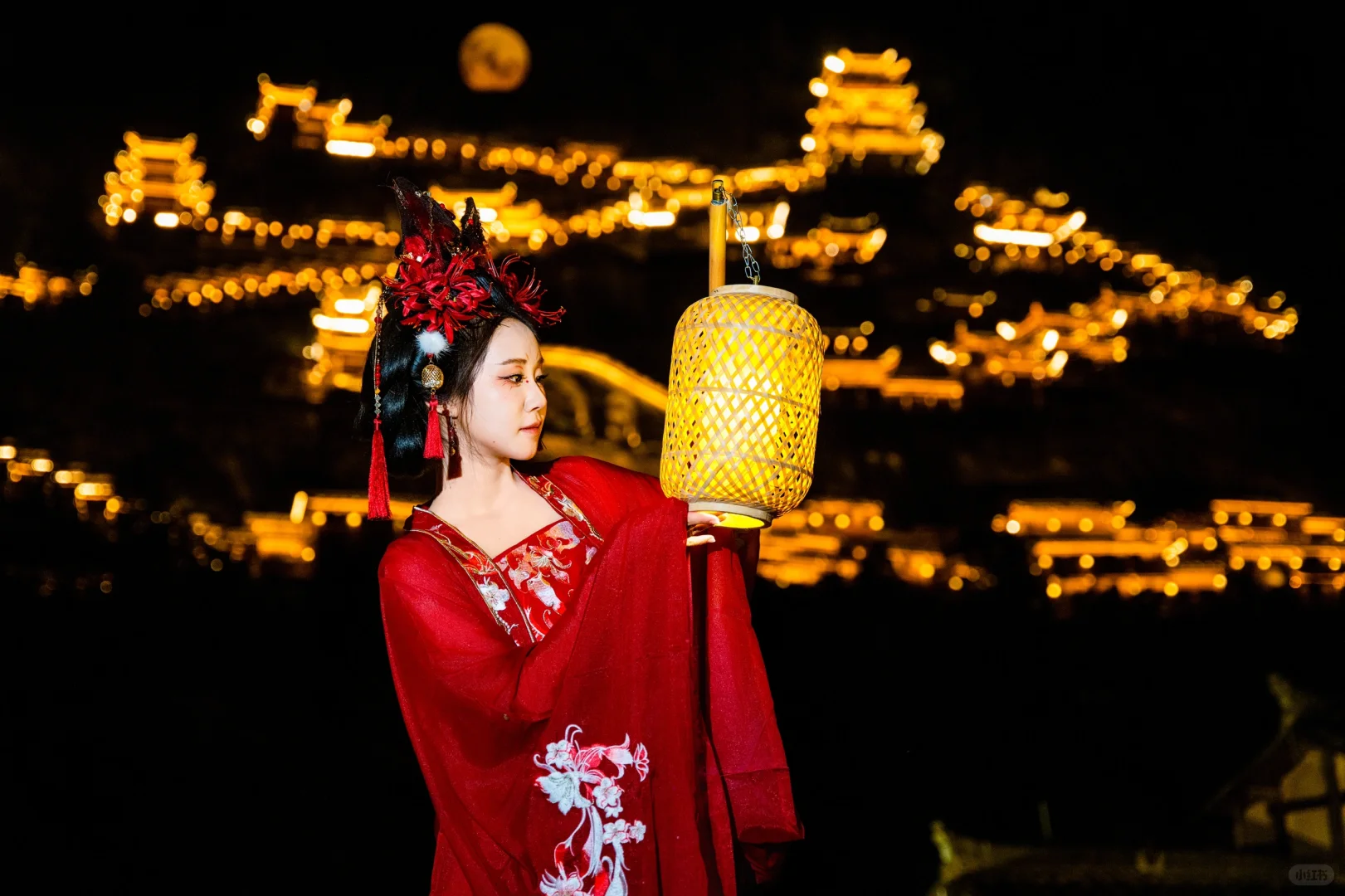 莫非这就是苏轼笔下的天上宫阙！