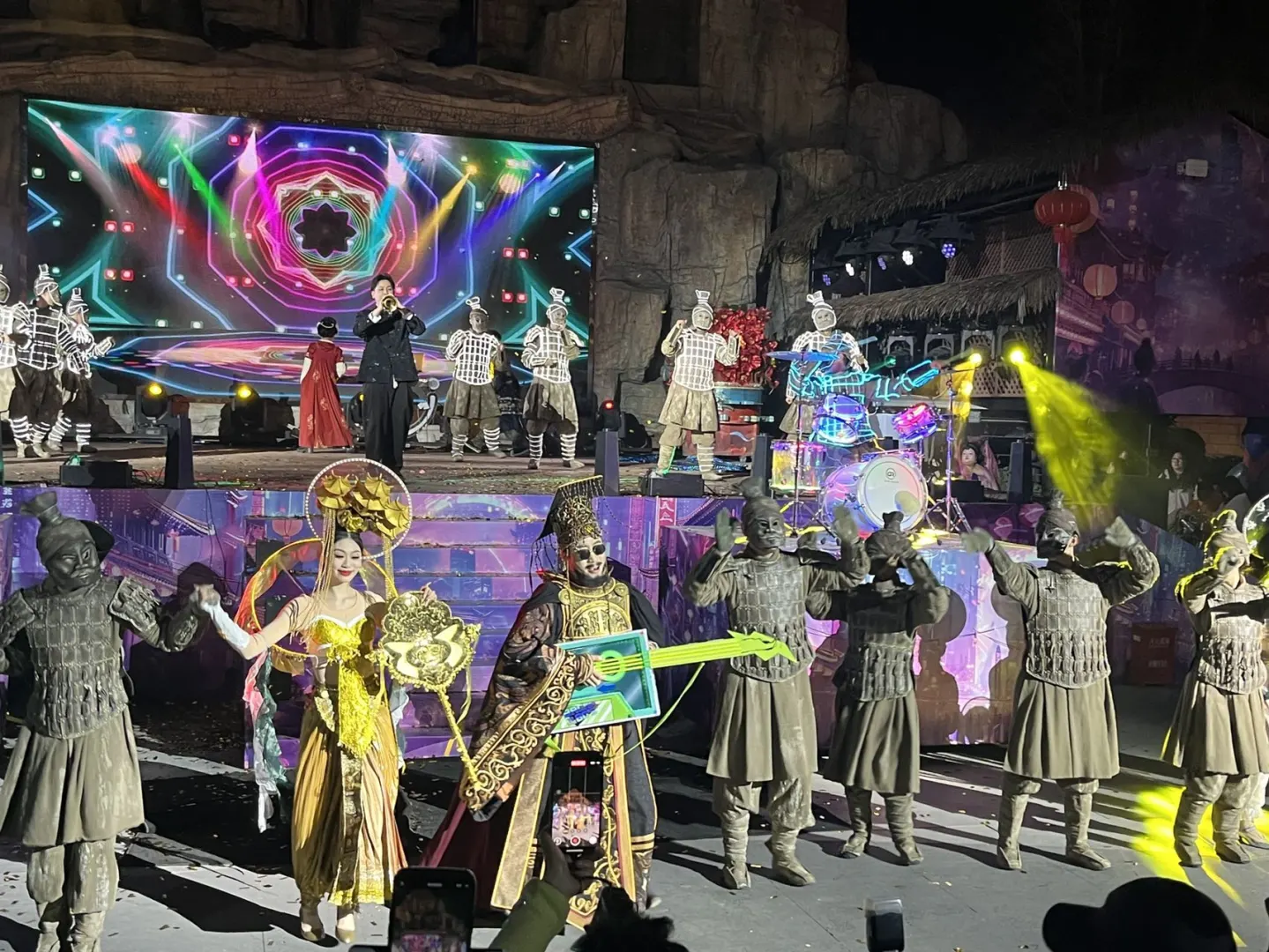 🌈周边游好去处，西安千古情穿越狂欢节