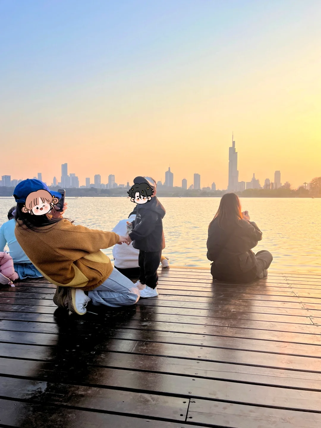 世间的一切美好不过一场温柔的落日斜阳