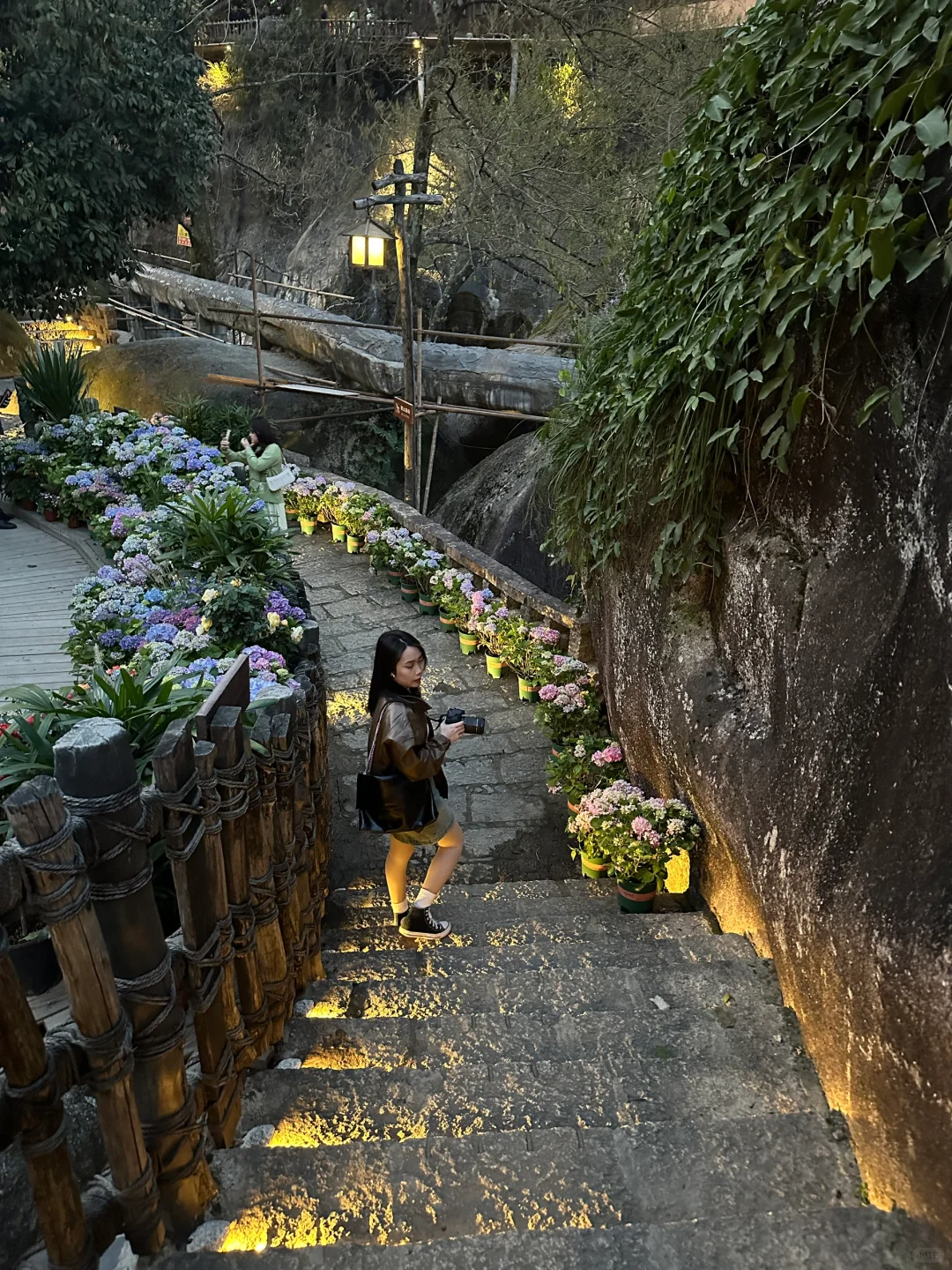 一去一个不吱声