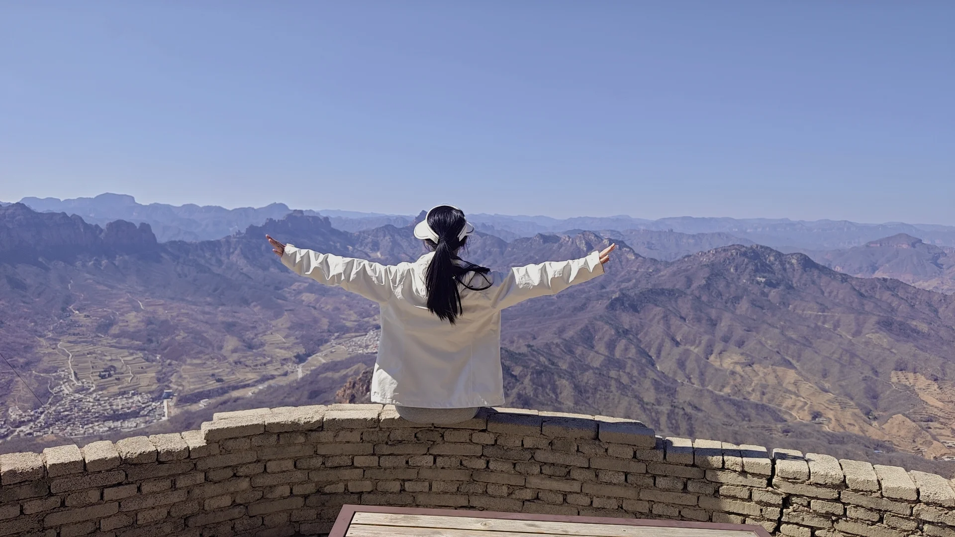 开始不务正业了