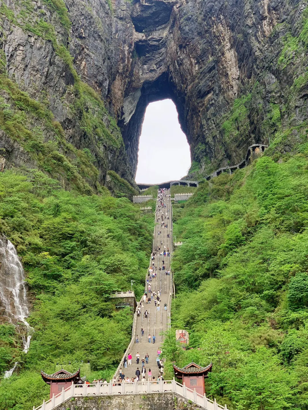 我很少用壮观来形容一个地方