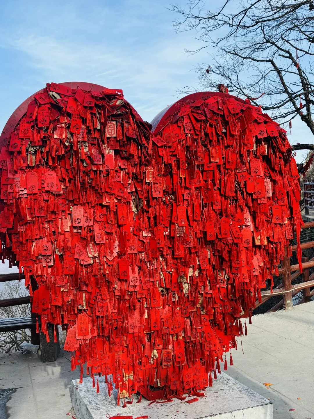 3.23号老君山实况,爬完实在太无语…