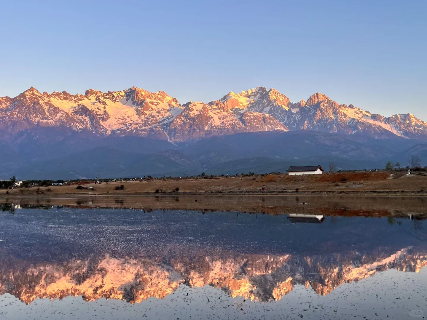 2.28东巴谷日照金山全实况无p