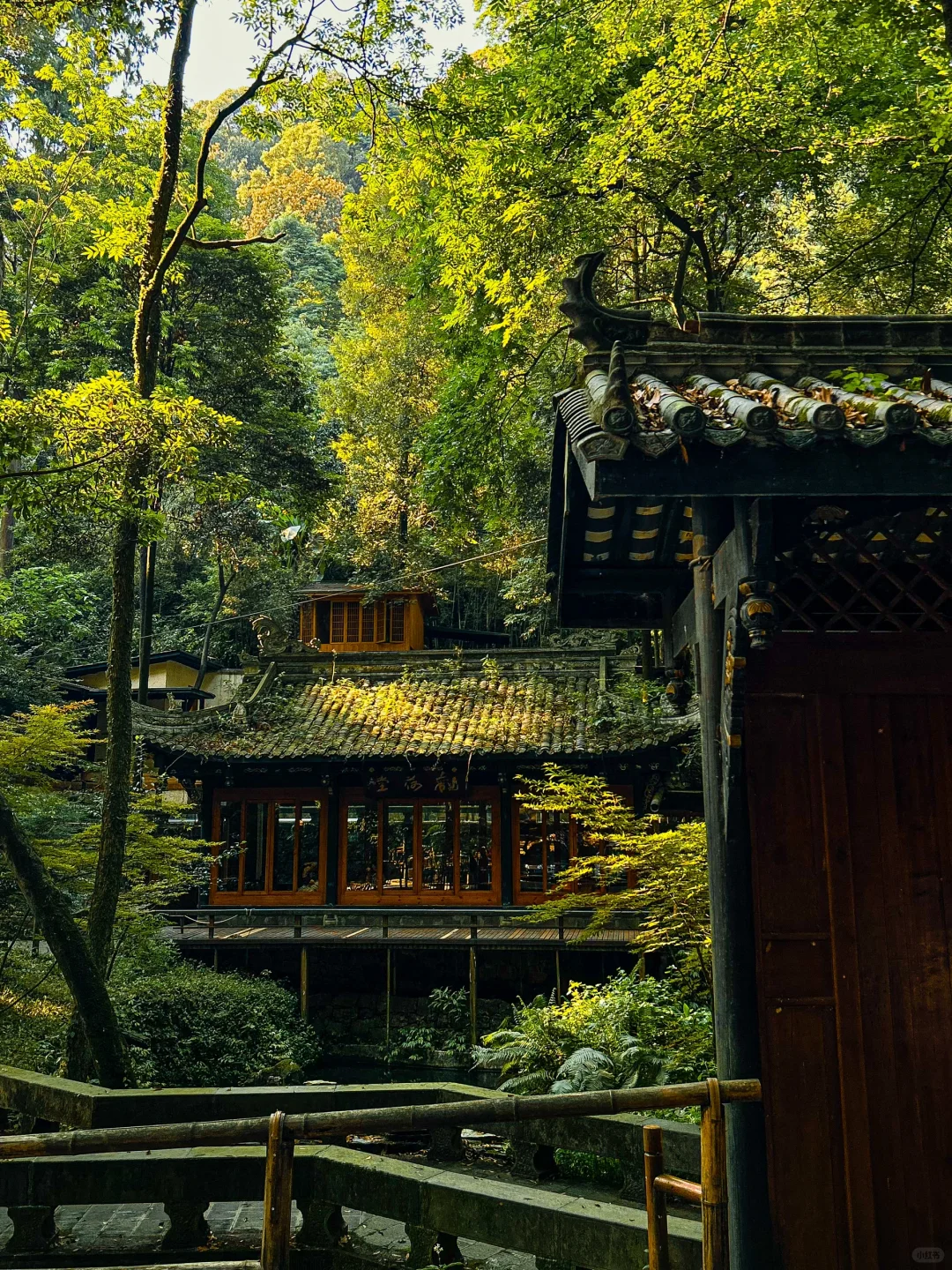 一开始觉得太古里已经很好逛了。。。。。