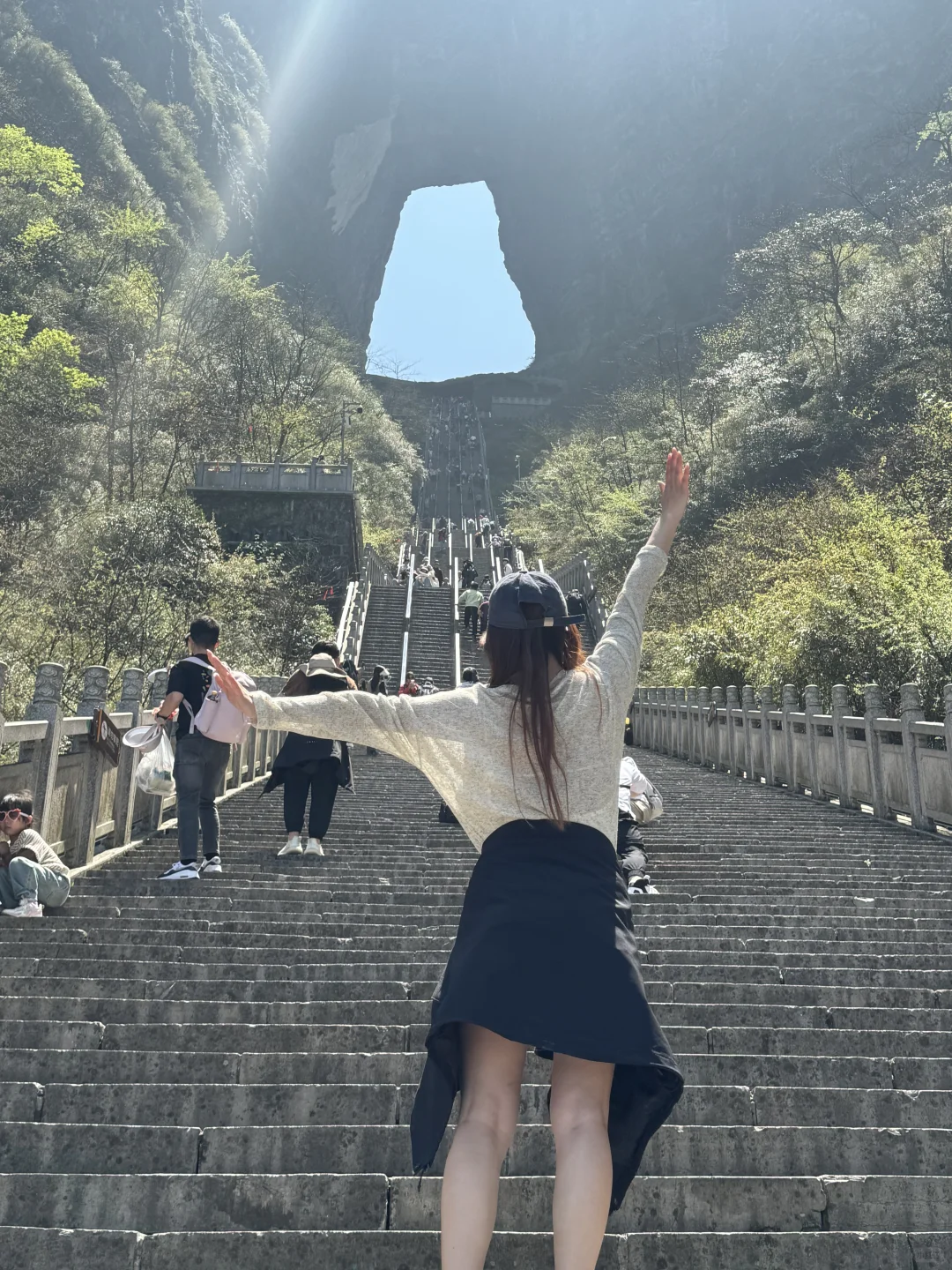 必须爬天门山⛰️