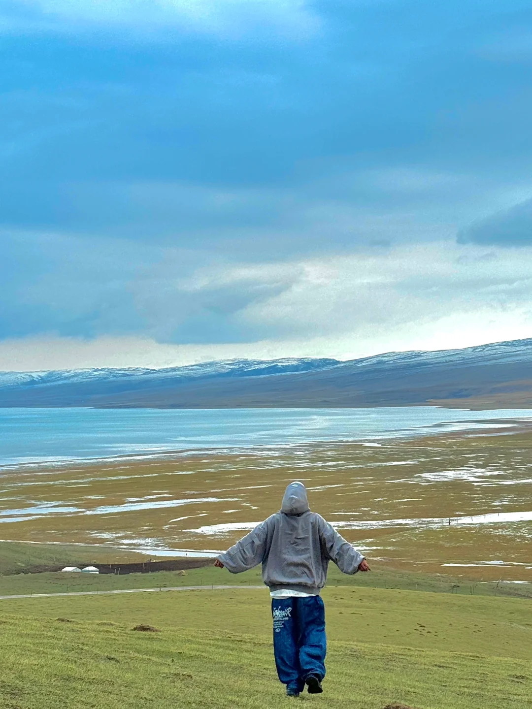 对大西北祛魅不了一点