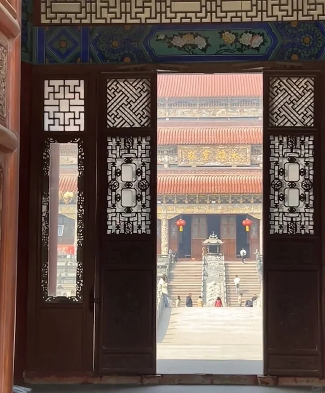 春风拂面 杨柳依依