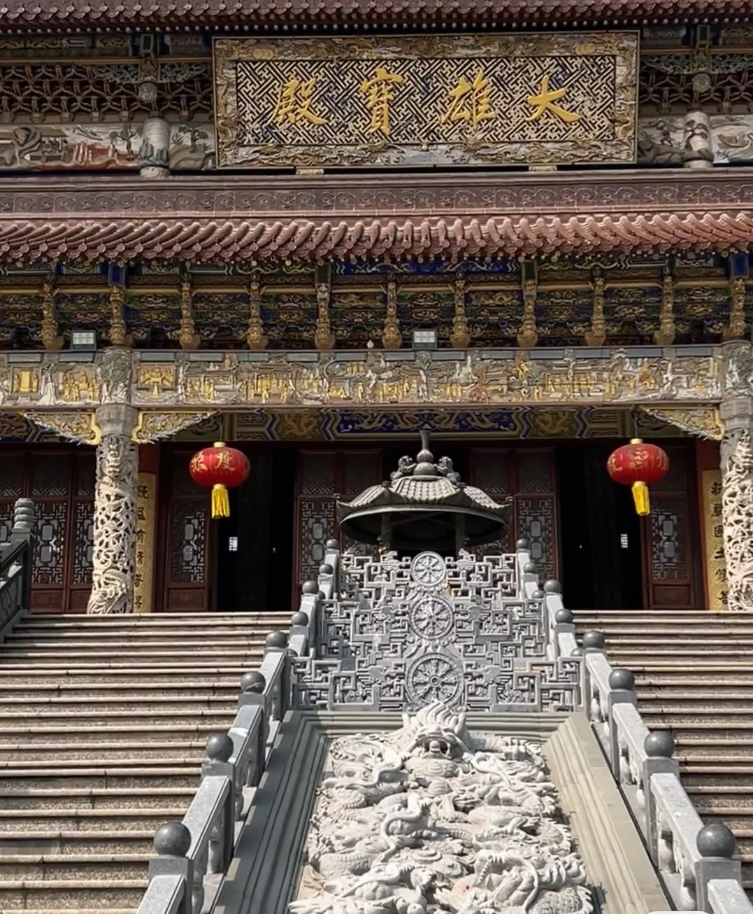 春风拂面 杨柳依依