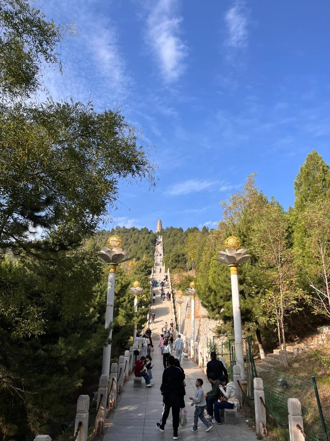 一座寺一座城！