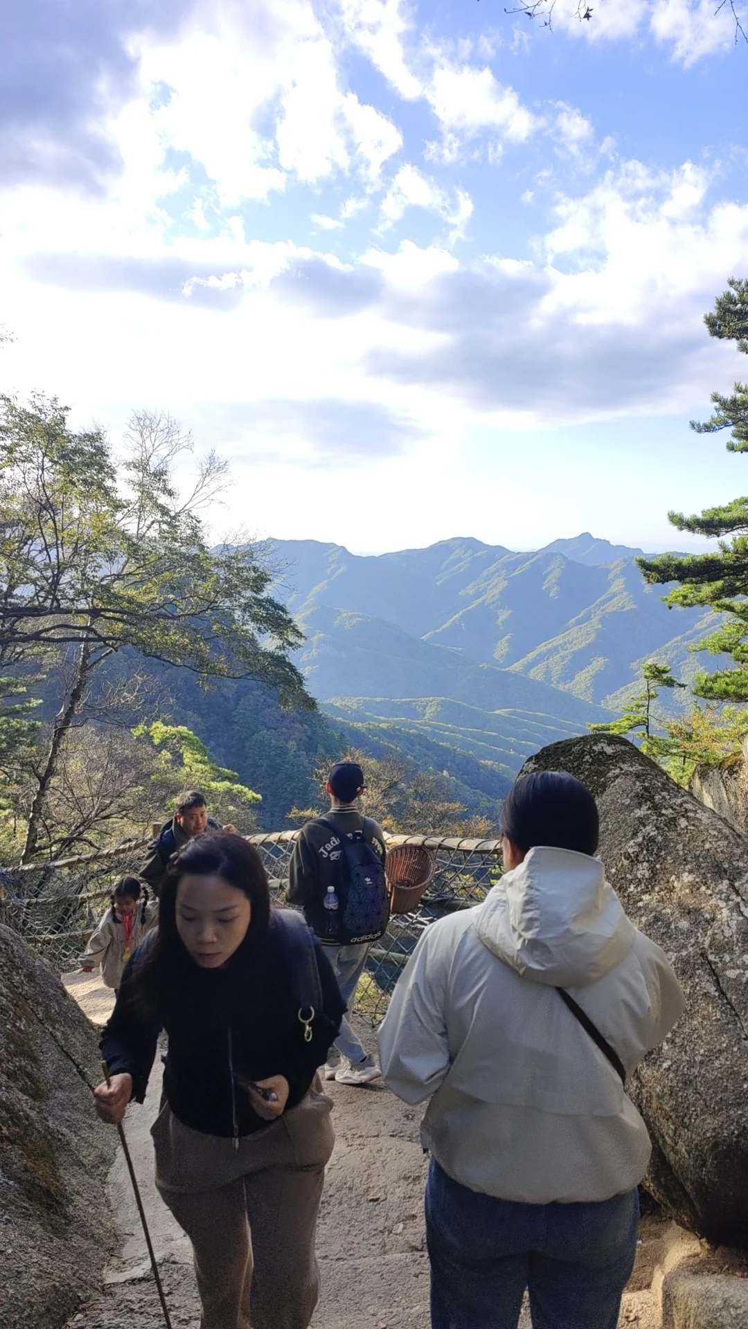 夏天到了，我们是不是该去实现我们的约定。