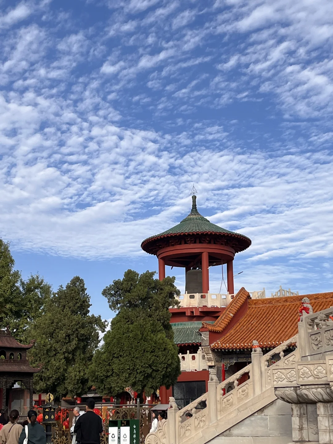 一座寺一座城！