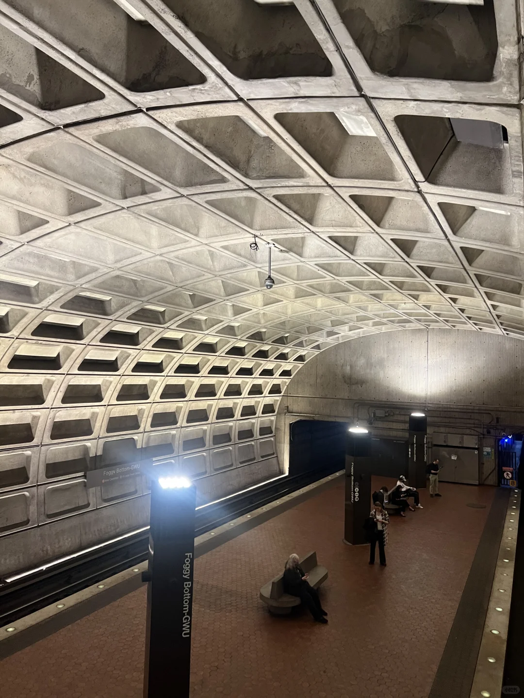 在华盛顿,坐地铁像逛美术馆,简直是一种享受