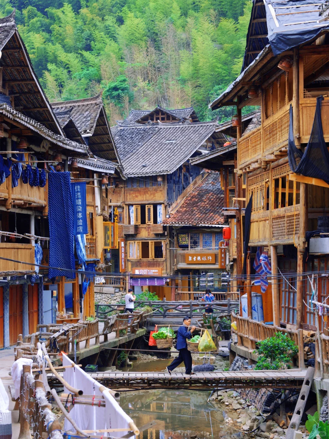 比起千户苗寨，我更爱国家地理推荐的古寨！