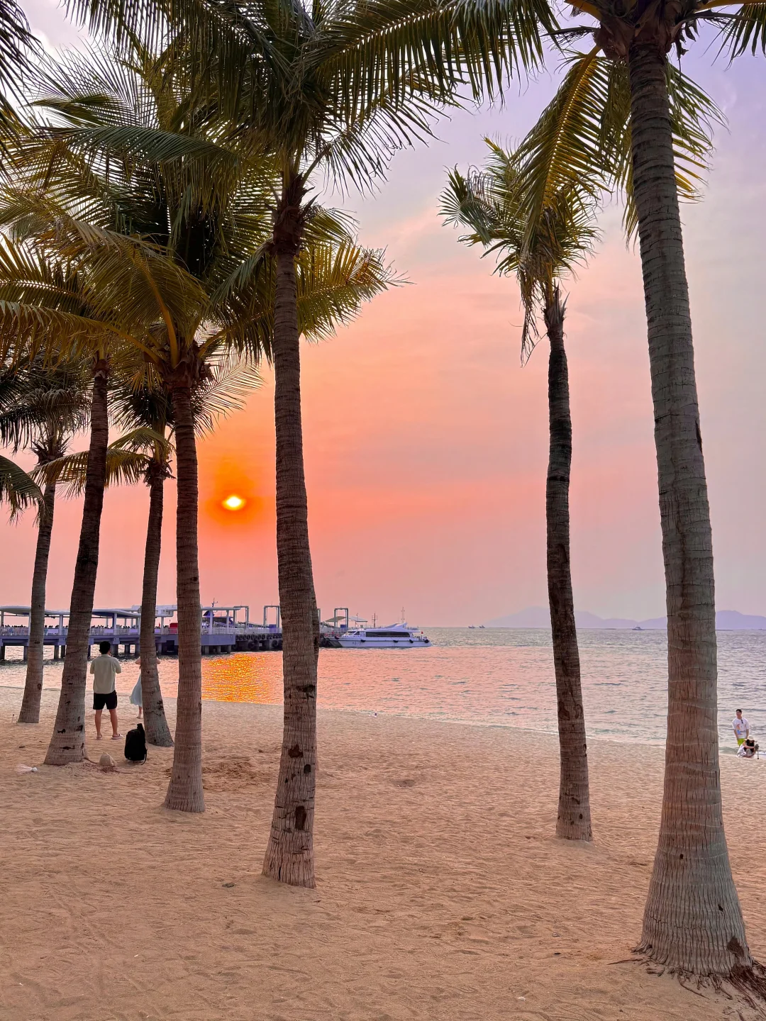 由于不预约在三亚沙滩待了五个小时😭