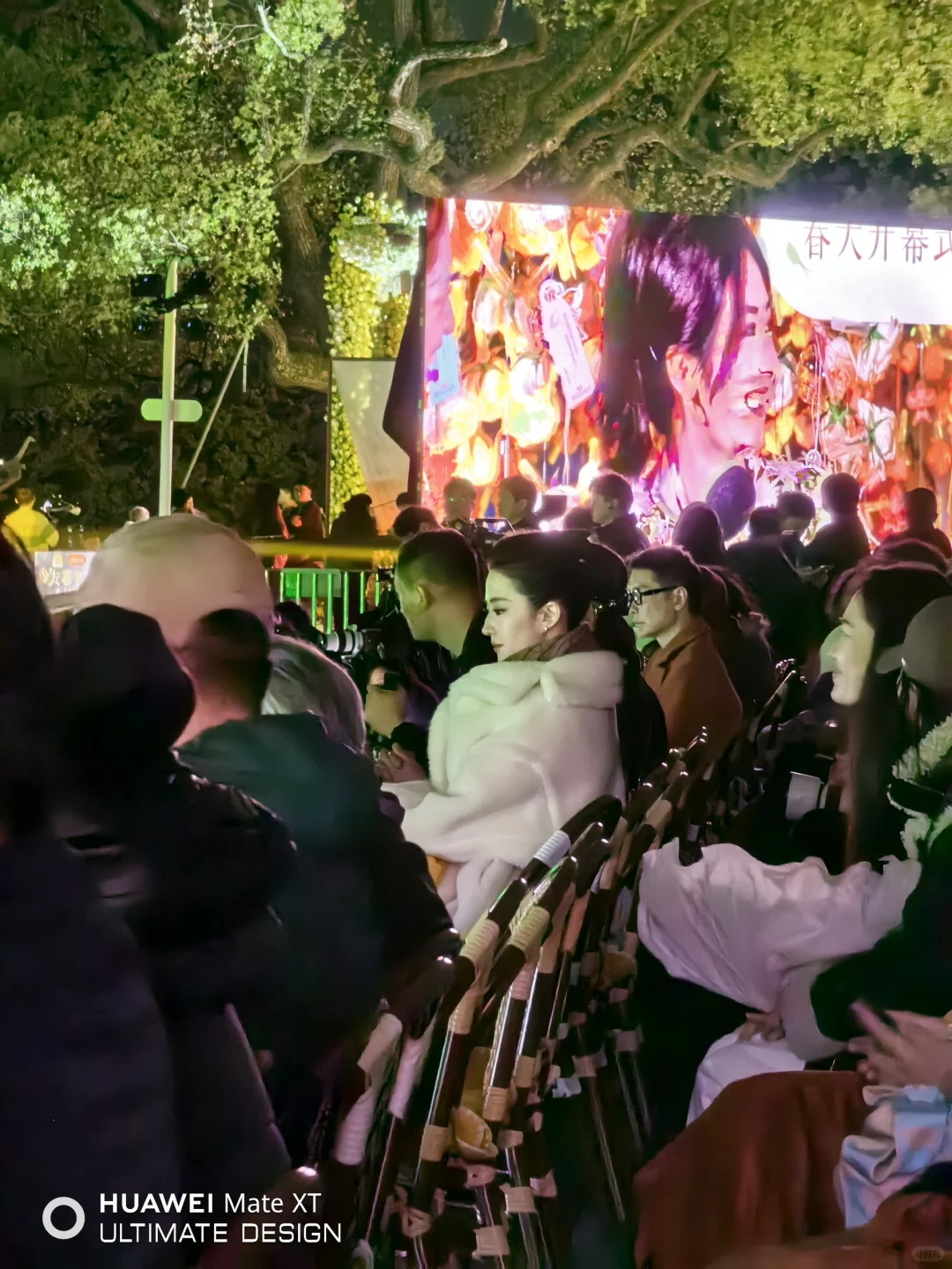 是下凡西湖的神仙姐姐～