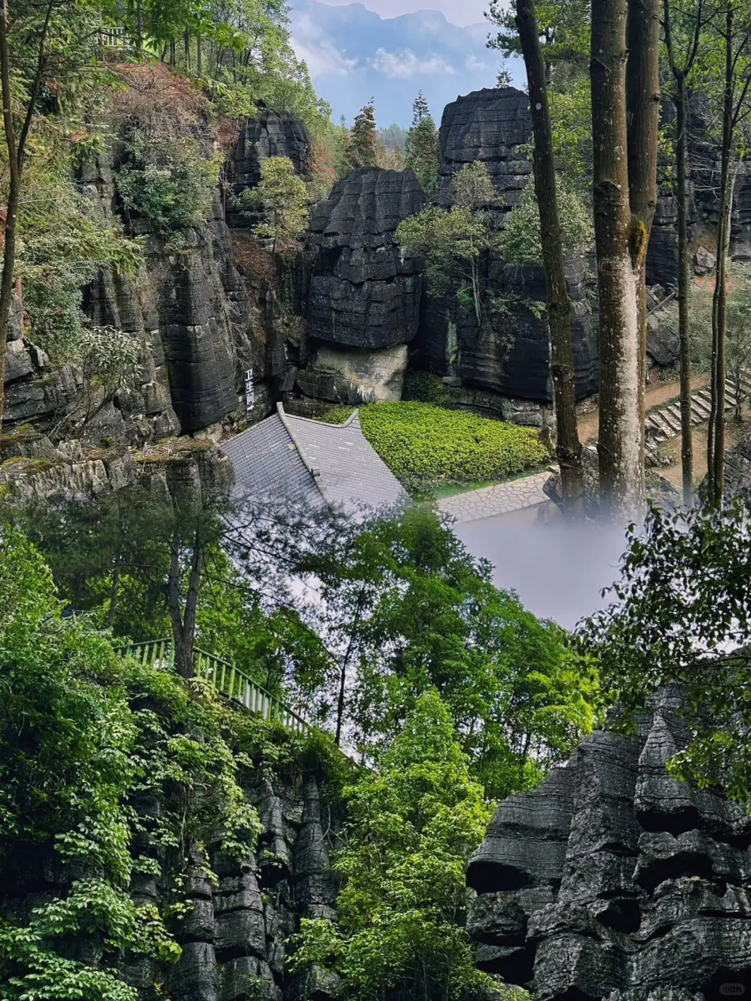 梭布垭石林反向暴走攻略！318地标+空镜