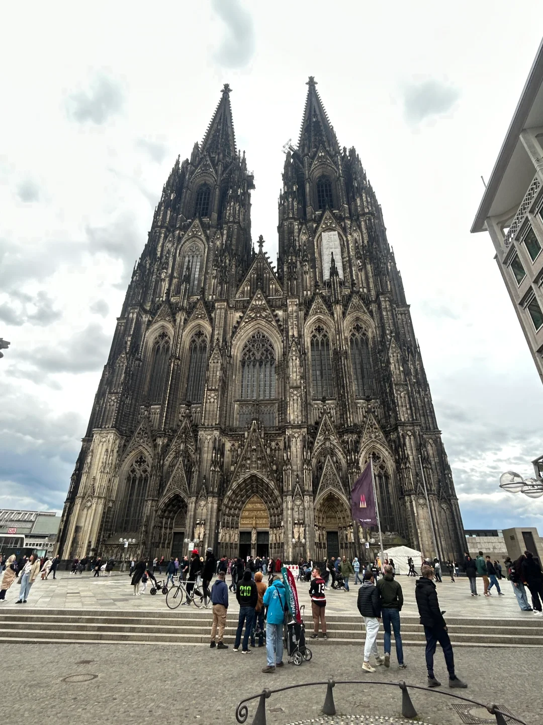 中世纪极致对称美学｜科隆大教堂