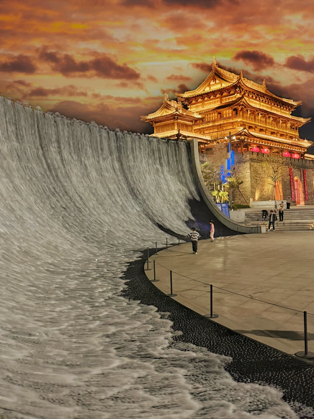 我很少用“潮”来形容一座小众古城！